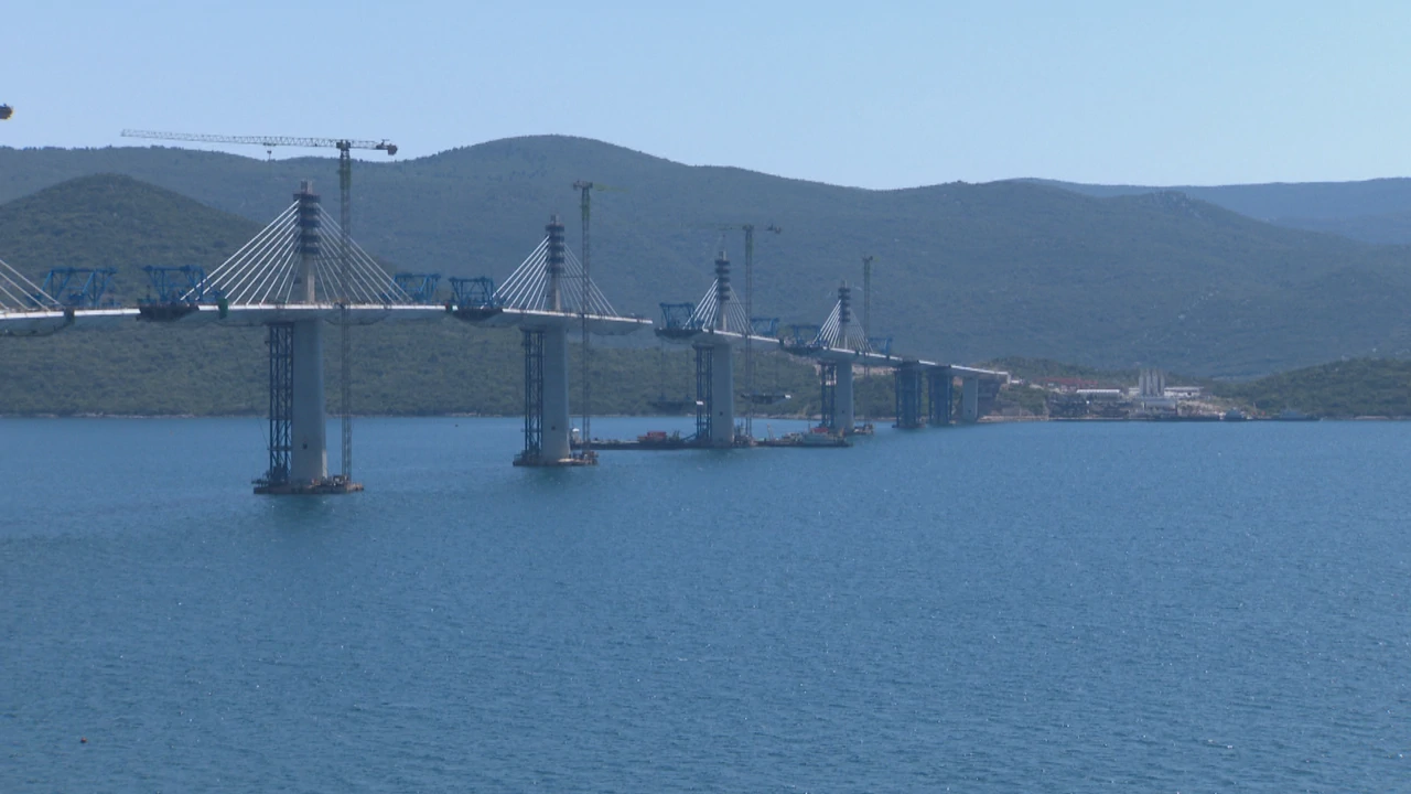 "Do kraja kolovoza Pelješki most će biti spojen"