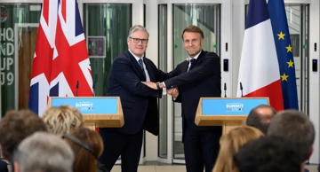 Keir Starmer i Emmanuel Macron