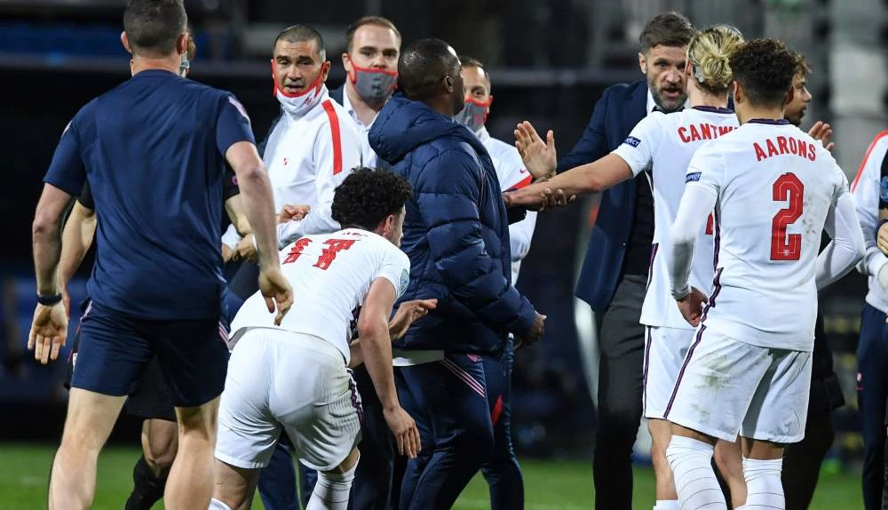 Sukob hrvatskih i engleskih igrača, Foto: Marko Lukunić/PIXSELL