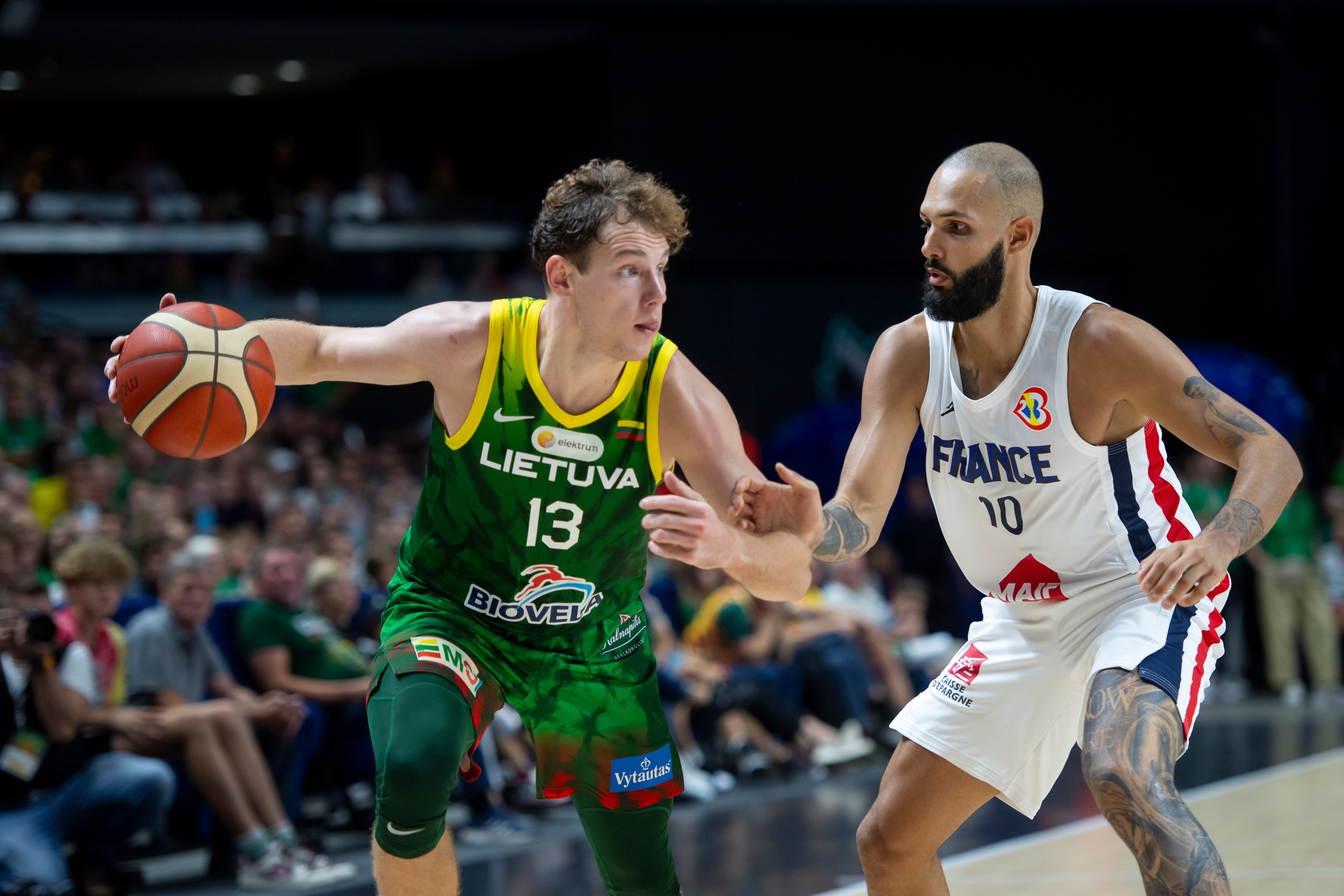 shutterstock 2352345345 20260422120515