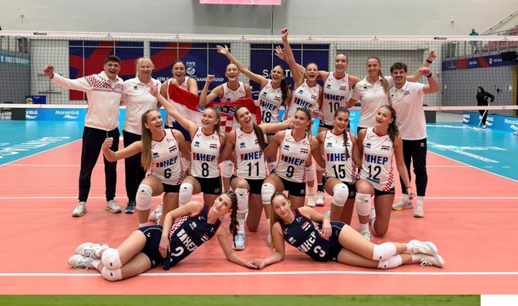 Mlade odbojkašice nakon Brazila svladale i Španjolsku!