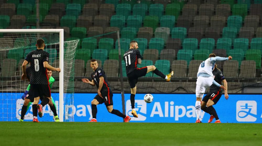 Sandi Lovrić dovodi Sloveniju u vodstvo, Foto: Borut Živulović/REUTERS