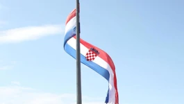 Zastava na Kninskoj tvrđavi