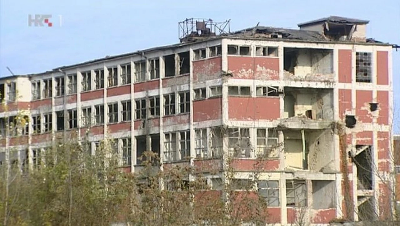 Borovo Commerce building (Screenshot: HRT)