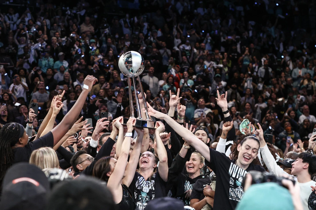 2024 10 21t033140z 278979285 mt1usatoday24546671 rtrmadp 3 wnba finals minnesota lynx at new york liberty 20241021065028