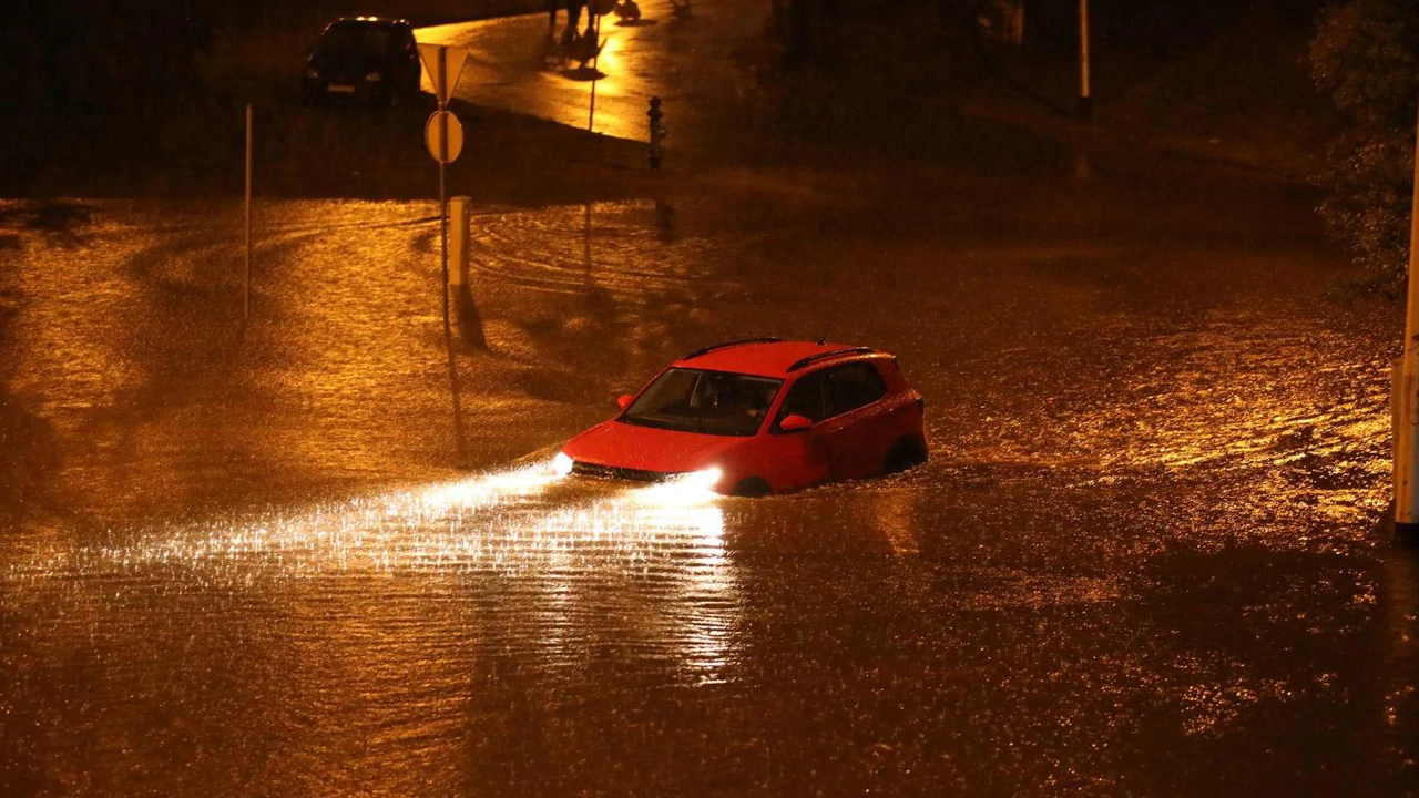 Poplavljen podvožnjak između Gajnica i Podsuseda, Foto: Emica Elvedji /Pixsell