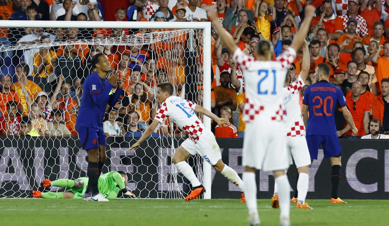 Maro Pašalić slavi drgi gol Hrvatske