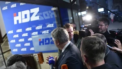 Dolazak članova HDZ-a na Sjednicu Predsjedništva stranke 
