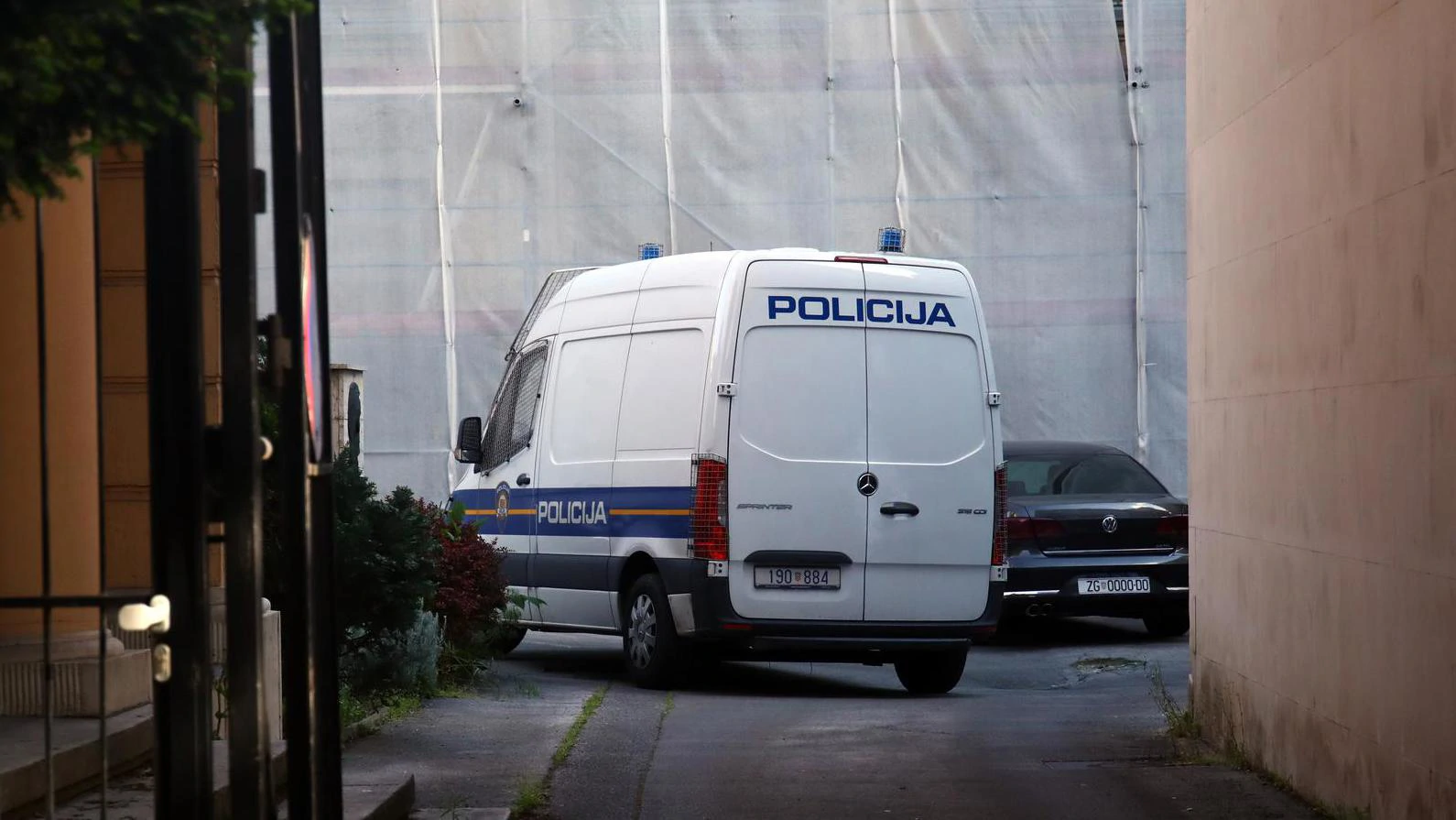 Uhićenja zbog sumnje na korupciju u Zagrebu i Splitu