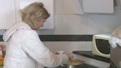U Labinu izbjeglicama pomoć pruža svatko tko može