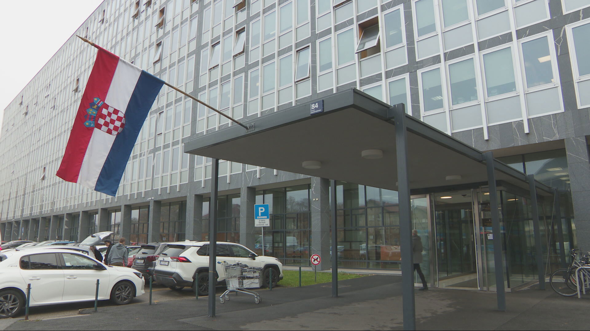 zatvara se palaca pravde frame 143 20251120160927