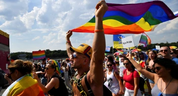 Grupe za ljudska prava osporavaju mađarski zakon protiv Pridea na sudu