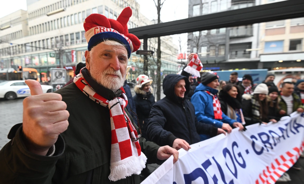 Hrvatski navijači u Mannheimu, Foto: Ante Čizmić/CROPIX