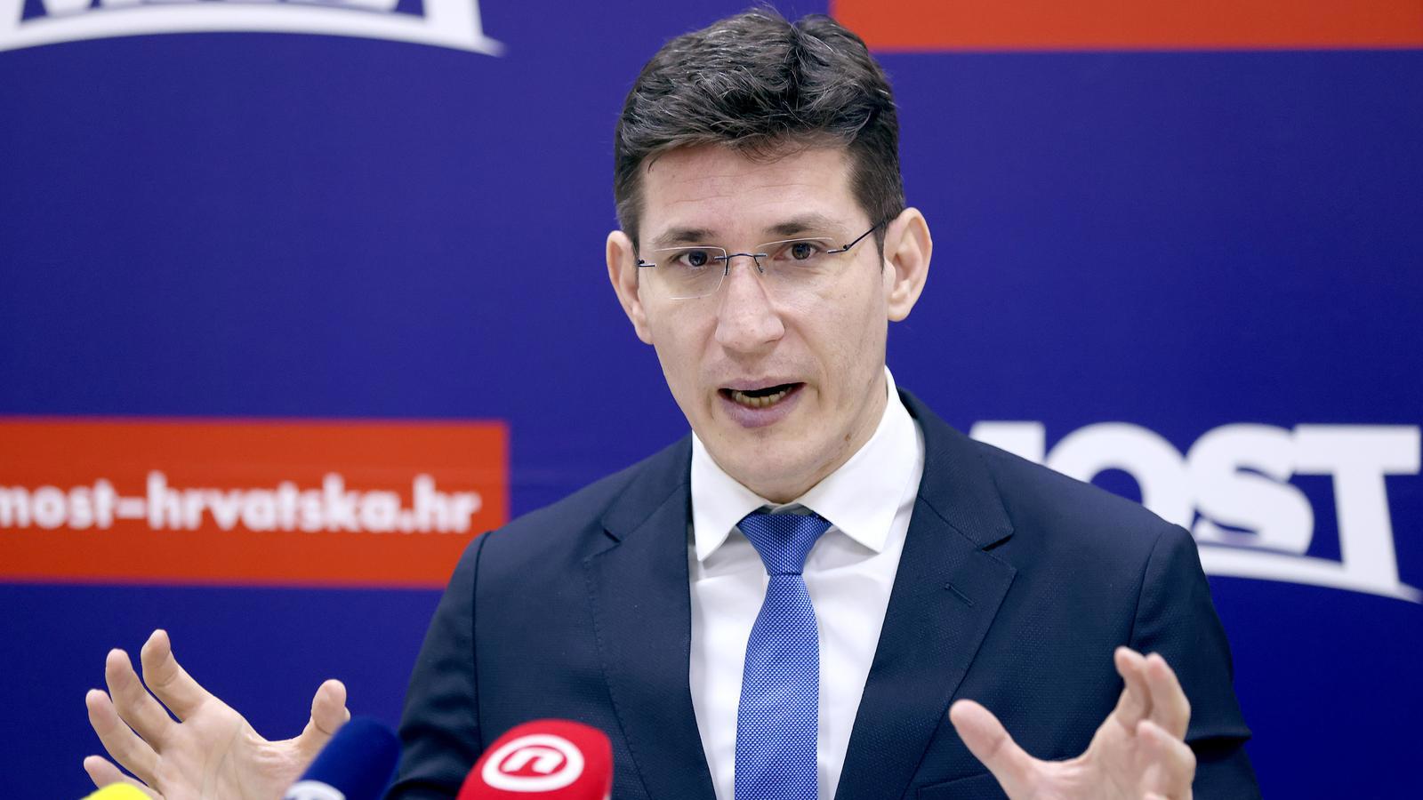 pxl 090226 146190640 20260211115406