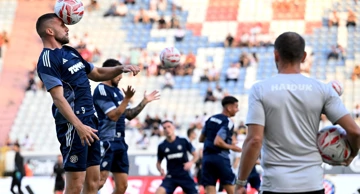 Hajduk - Lokomotiva, zagrijavanje igrača 