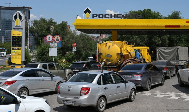 Rusija bi mogla dozvoliti proizvodnju dizela Euro-2 zbog nestašice