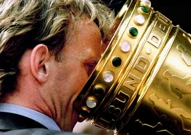 Brehme nakon osvajanja naslova s Kaiserslauternom, Foto: File Photo/REUTERS