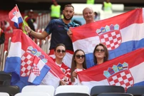 Navijači stigli na stadion, Foto:  Goran Stanzl /PIXSELL