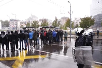 Sukob policije i huligana, Foto: Amir Hamzagic/ATAImages /PIXSELL