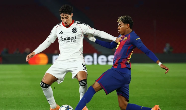 Dvoboj Eintrachta i Barcelone