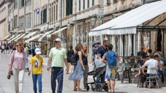 Turisti se polako vraćaju