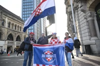 Hrvatski navijači u Cardiffu, Foto: Tom Dubravec/CROPIX