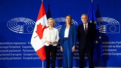 Ursula Von der Leyen, Roberta Metsola i Mark Carney, Foto: Yves Herman/Reuters