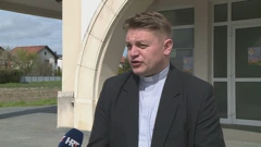 Velečasni Ivica Cujzek