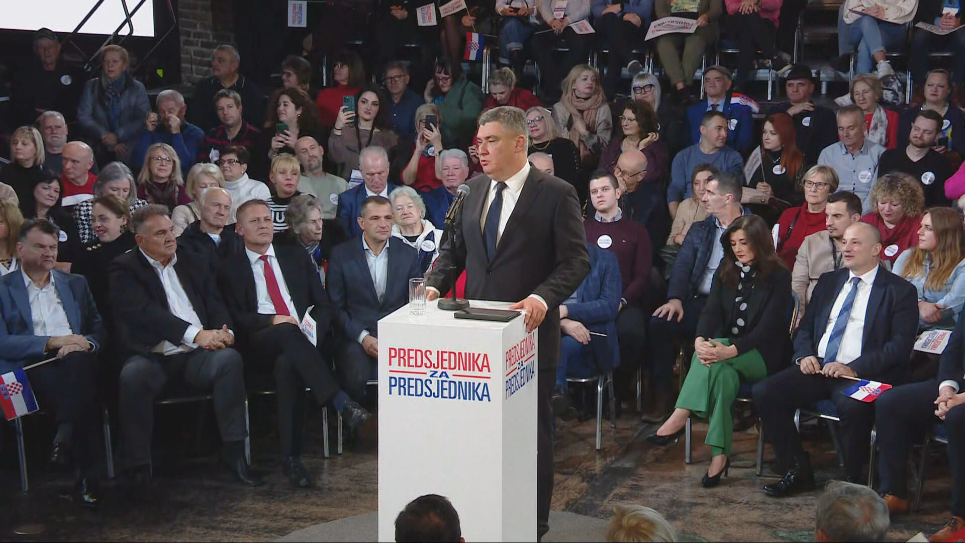 Milanović održao skup: Plenkoviću, ti si prijetnja hrvatskoj demokraciji