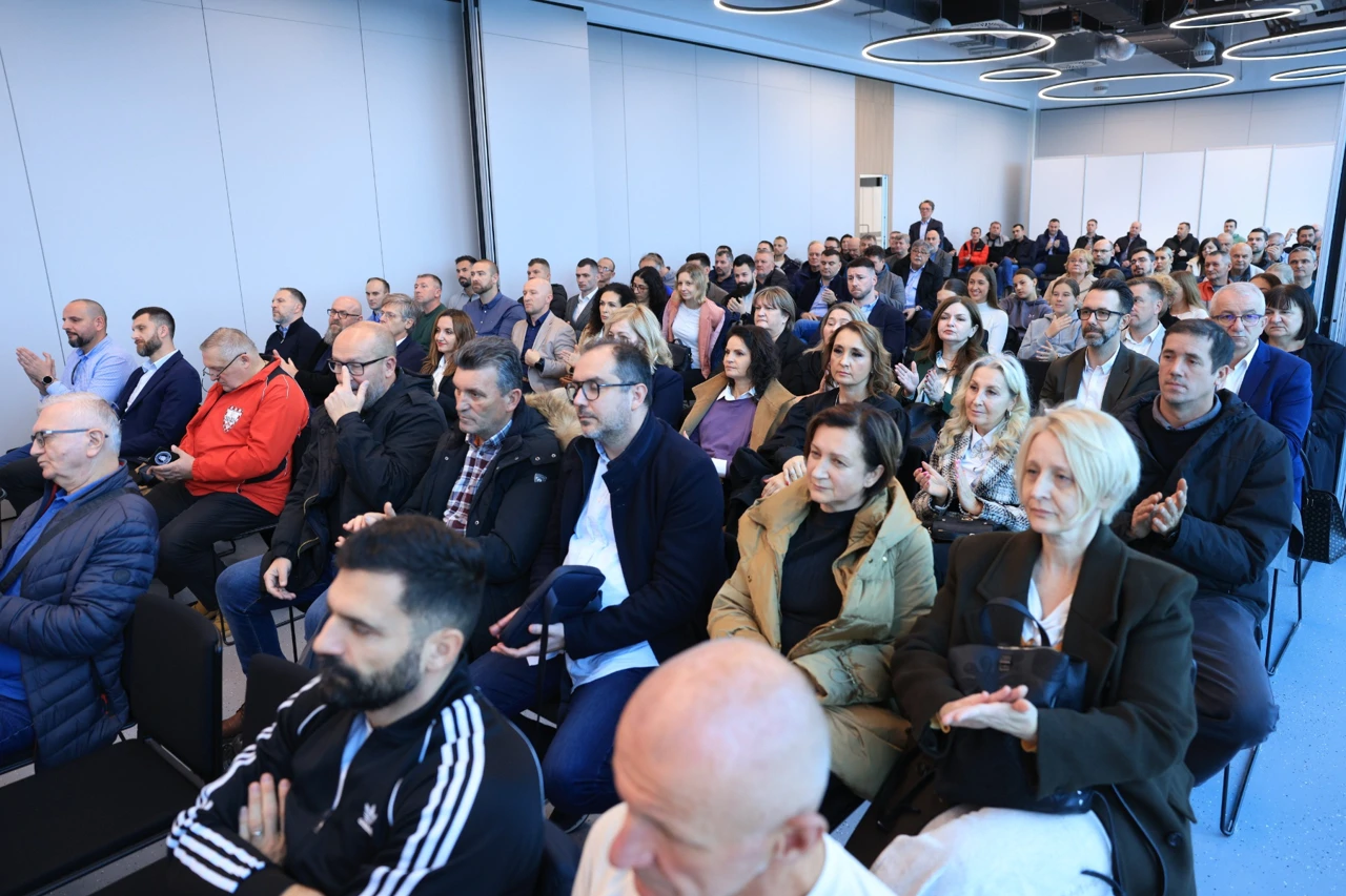 Donacija sportske opreme djeci