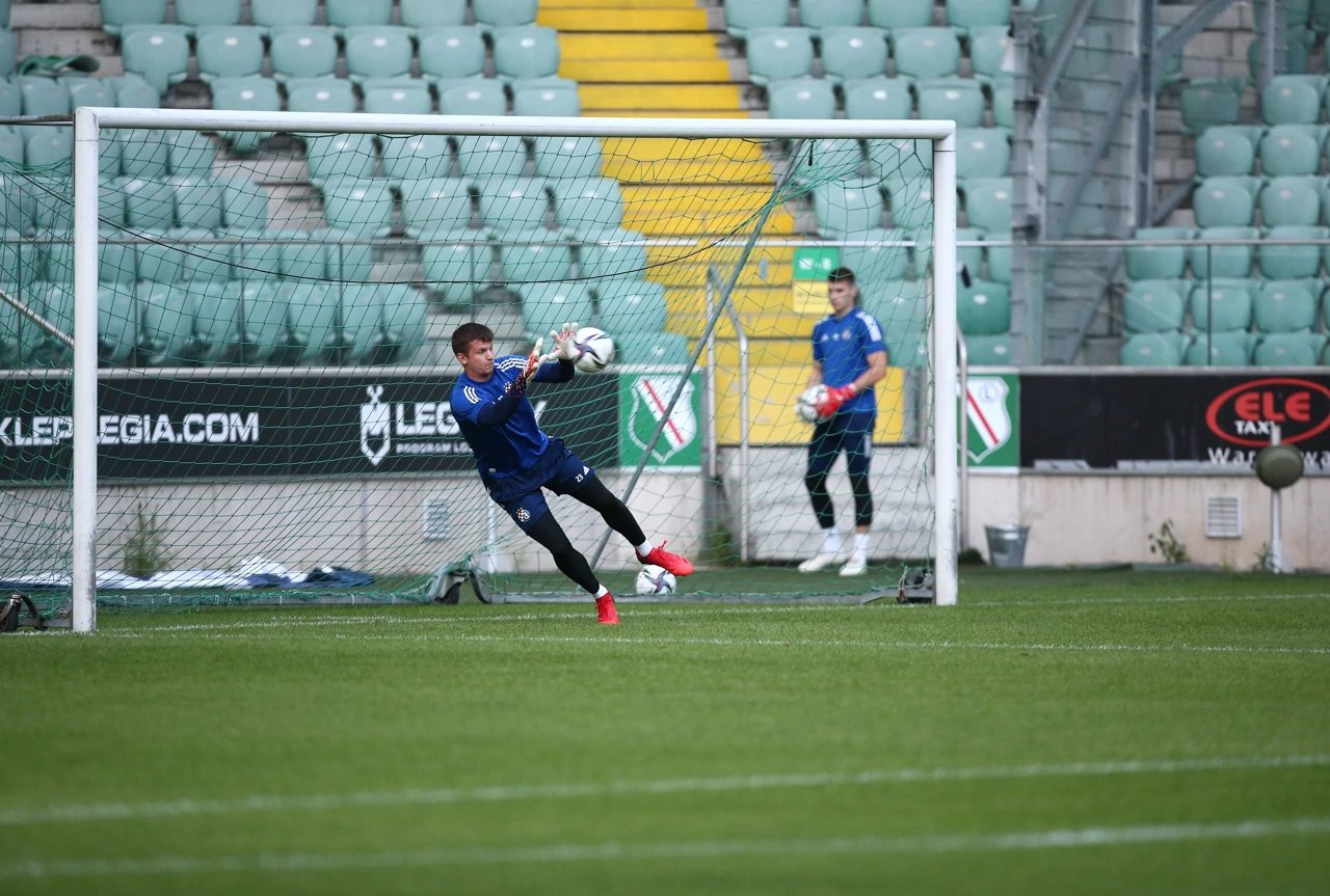 Trening nogometaša Dinama u Varšavi, Foto: Matija Habljak/PIXSELL