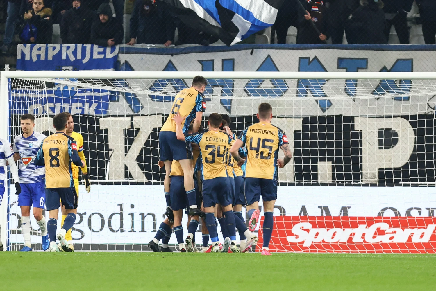 Sjajni Čop srušio Osijek, Rijeka preskočila Hajduk! - HRT