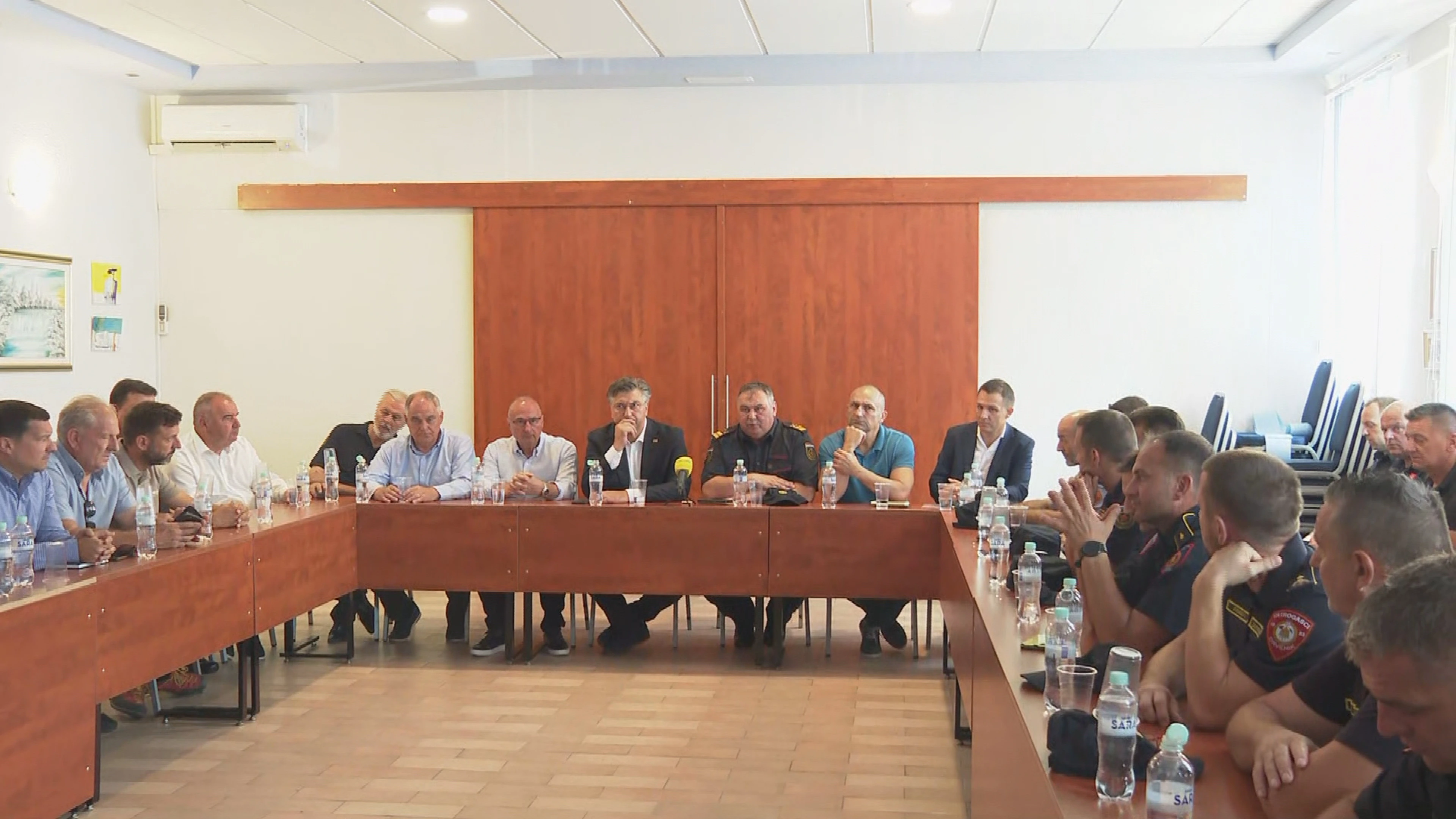 stbp2 makarska plenkovic u pisjeti vatrogascima frame 36415 20240806075105