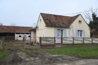 Iz podstanarstva u trošnoj kućici uselili u vlastiti dom, Foto: Ante Gudelj/-