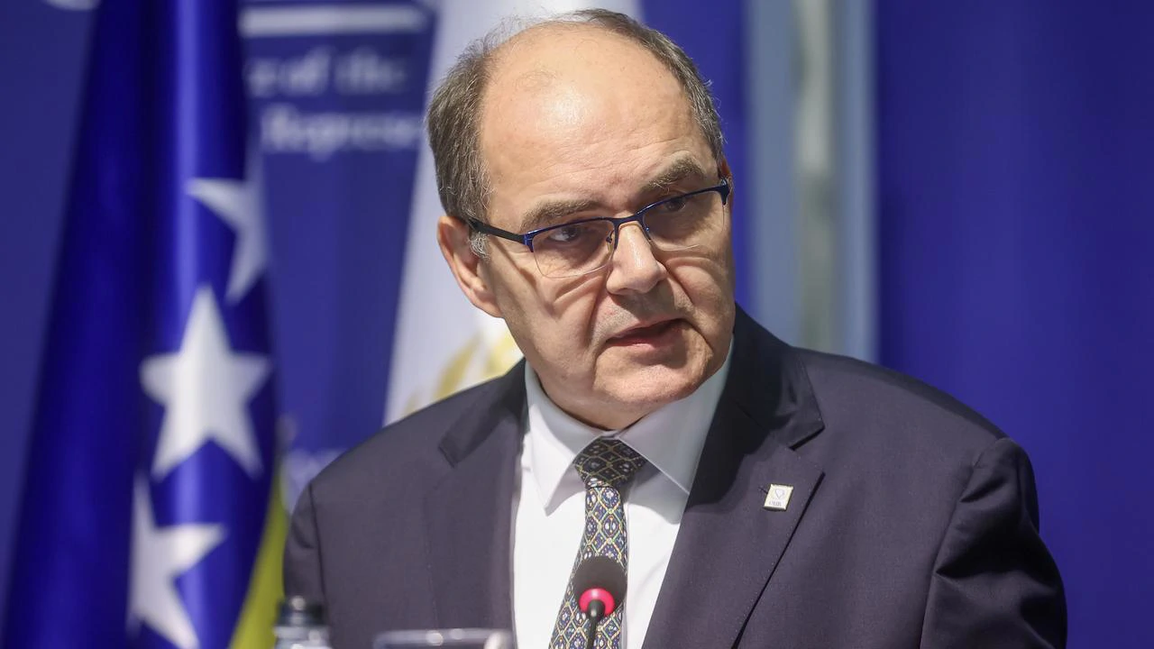 Schmidt: Za BiH je važnije jedinstvo međunarodne zajednice od mog mandata