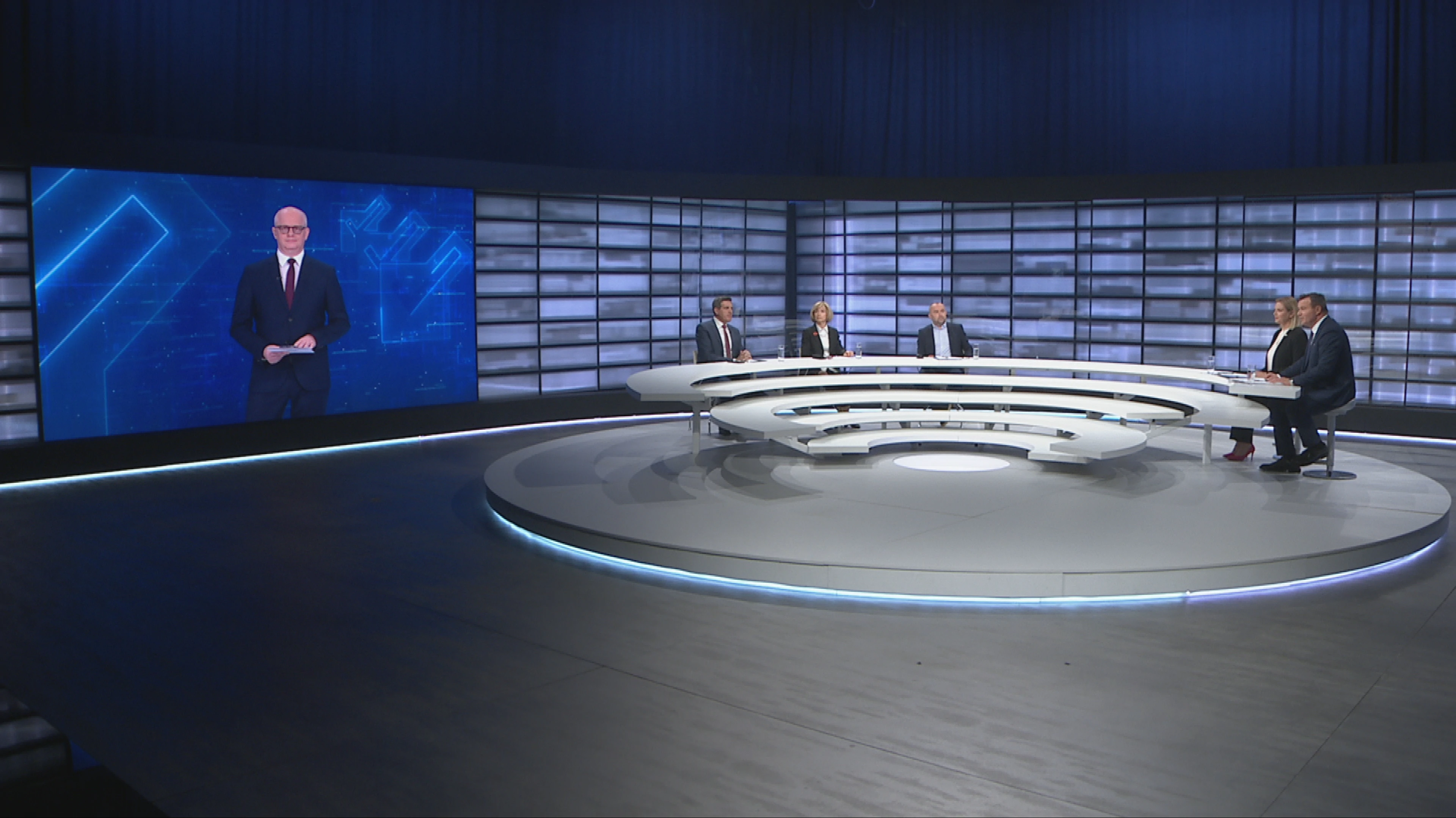 Uskoro se zatvaraju birališta: Tko će voditi gradove i općine?