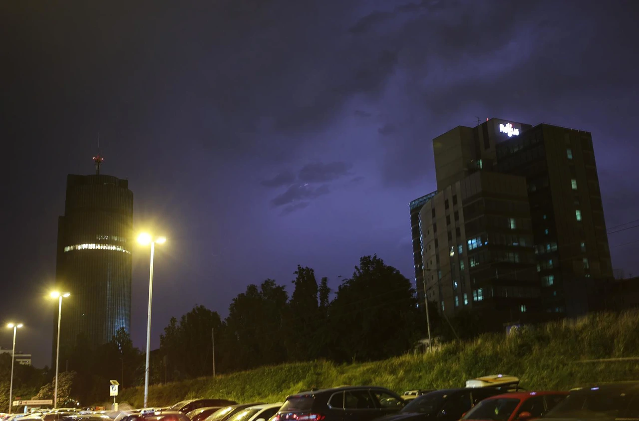 Munje nad Zagrebom, Foto: Marko Prpic  /Pixsell 