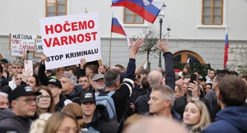 Prosvjedi u Novom Mestu nakon ubojstva Aleša Šutara