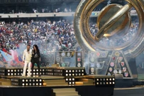 Robbie Williams i Laura Pausini, Foto: Hannah Mckay/REUTERS