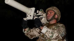 Pripadnik Bundeswehra s protudronskim oružjem