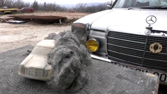 Imotski spomenik gastarbajterima, kultni mercedes od kamena