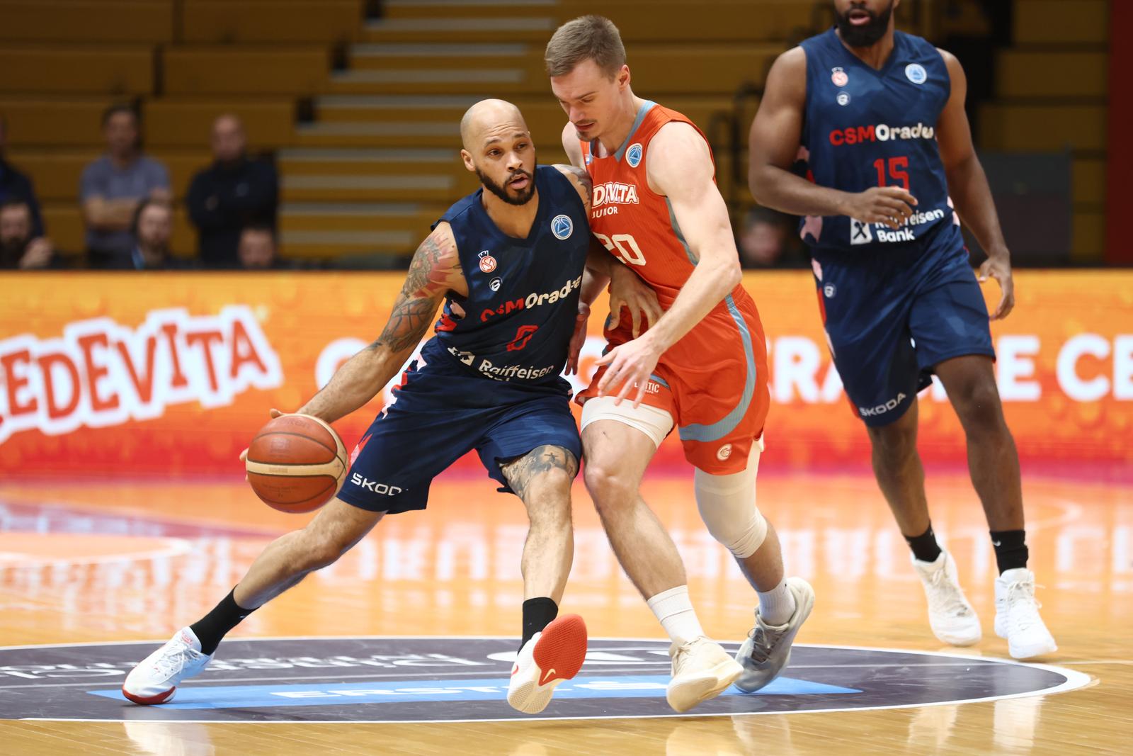 pxl 110226 146353446 20260211200314