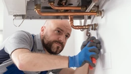 Servisiranje plinskog bojlera/Ilustracija