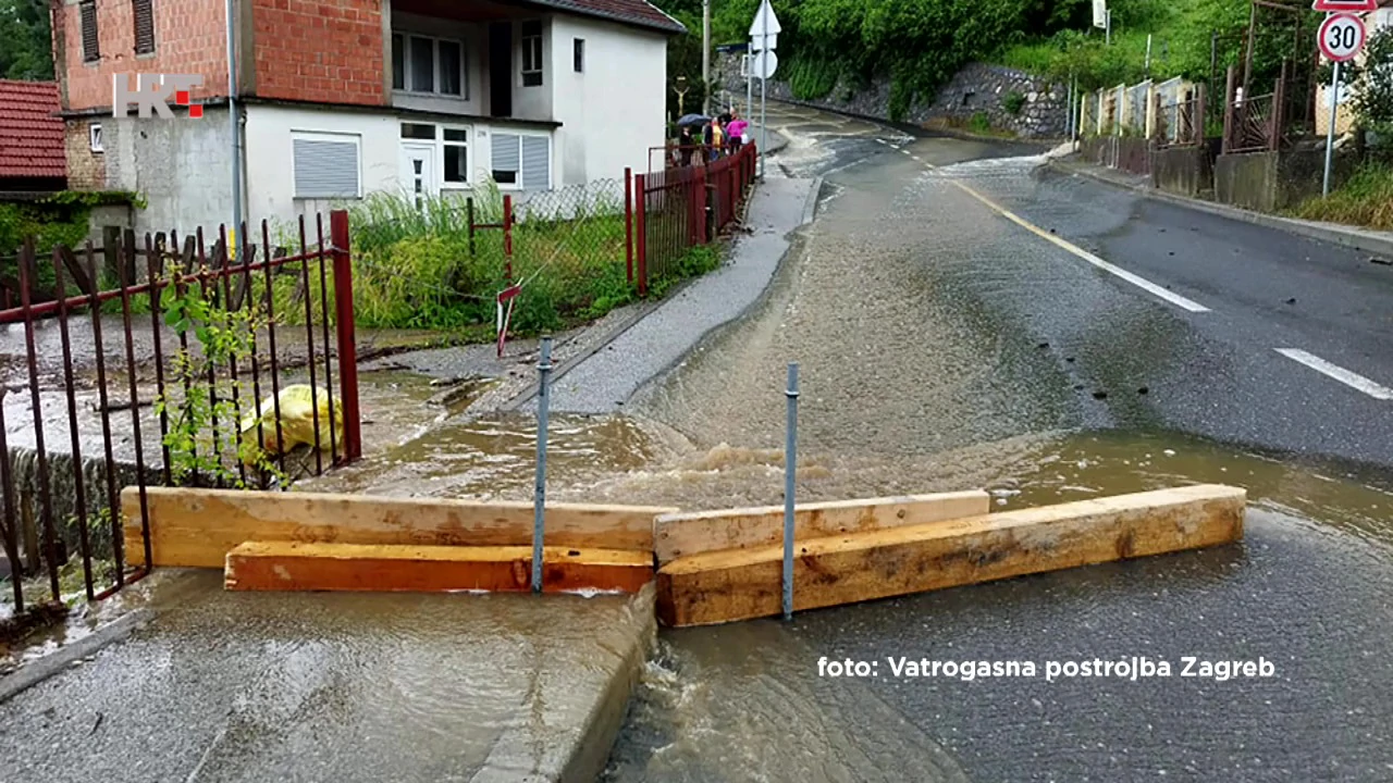 Nevrijeme zahvatilo Medvednicu, Foto: Vatrogasna postrojba Zagreb/RH