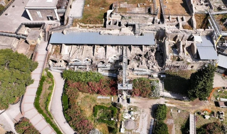 Dio svoda u Pompejima nakon potresa