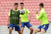 Zagrijavanje igrača Hajduka, Foto: Luka Stanzl/PIXSELL