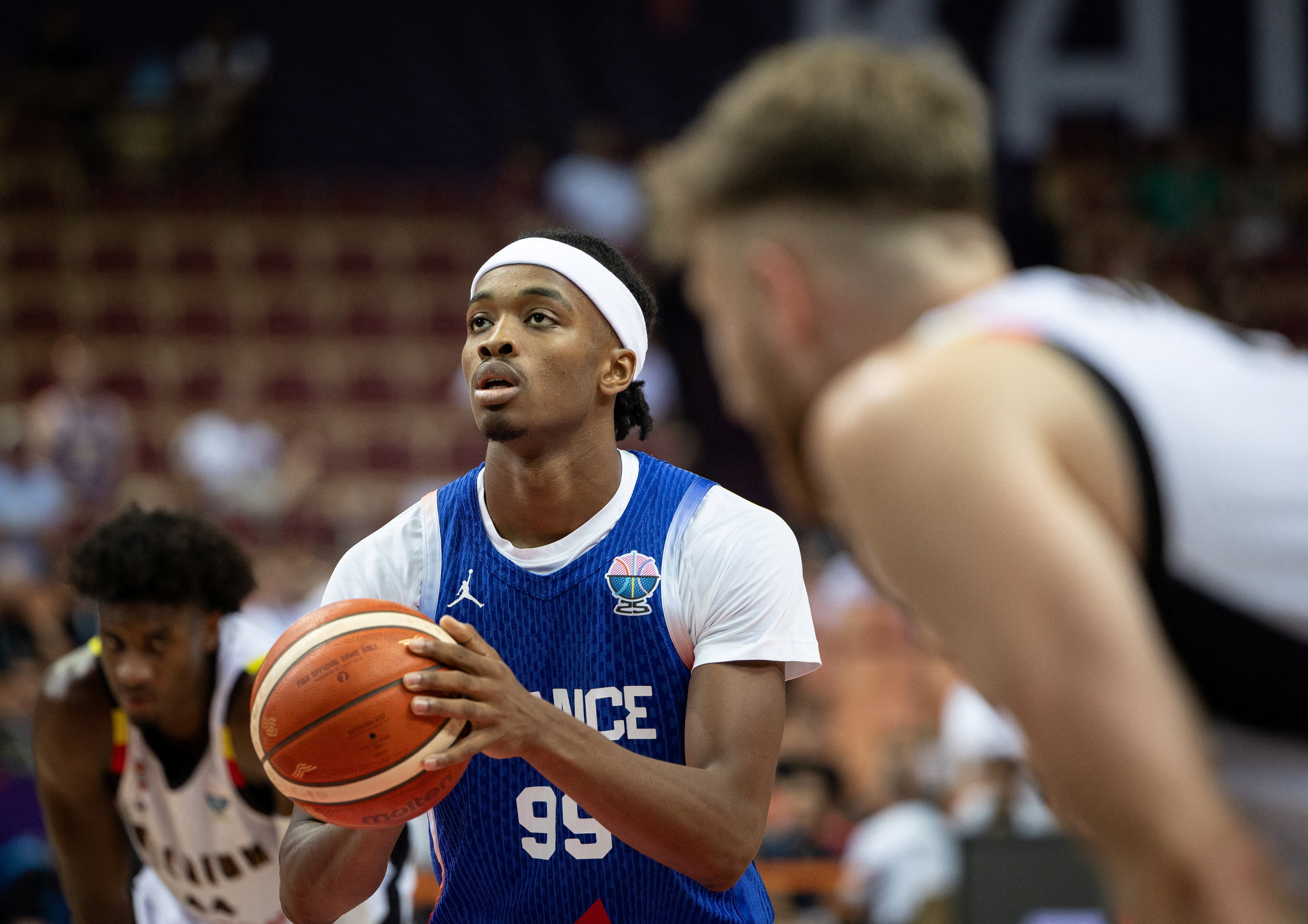 2025 08 28t184440z 1439434690 rc2igga5r4rq rtrmadp 3 basketball eurobasket bel fra 20250831182551