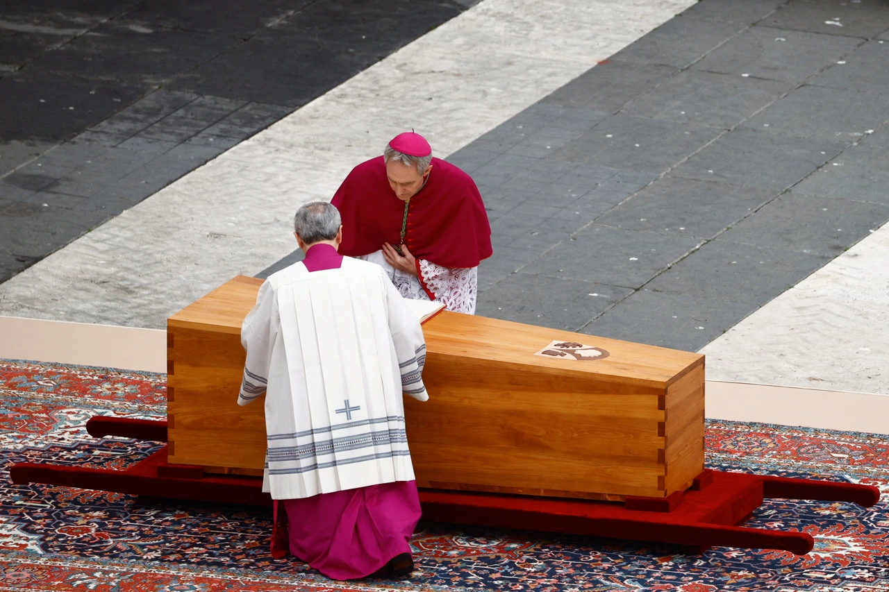 Pogreb Benedikta XVI., Foto: Guglielmo Mangiapane/Reuters