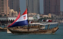 Drveni tradicionalni čamci Dhow sa zastavama, Foto: Igor Kralj/PIXSELL