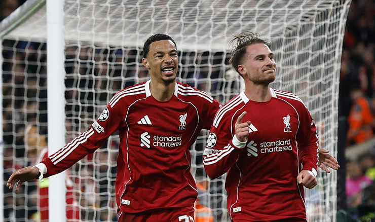 Hugo Ekitike i Alexis Mac Allister